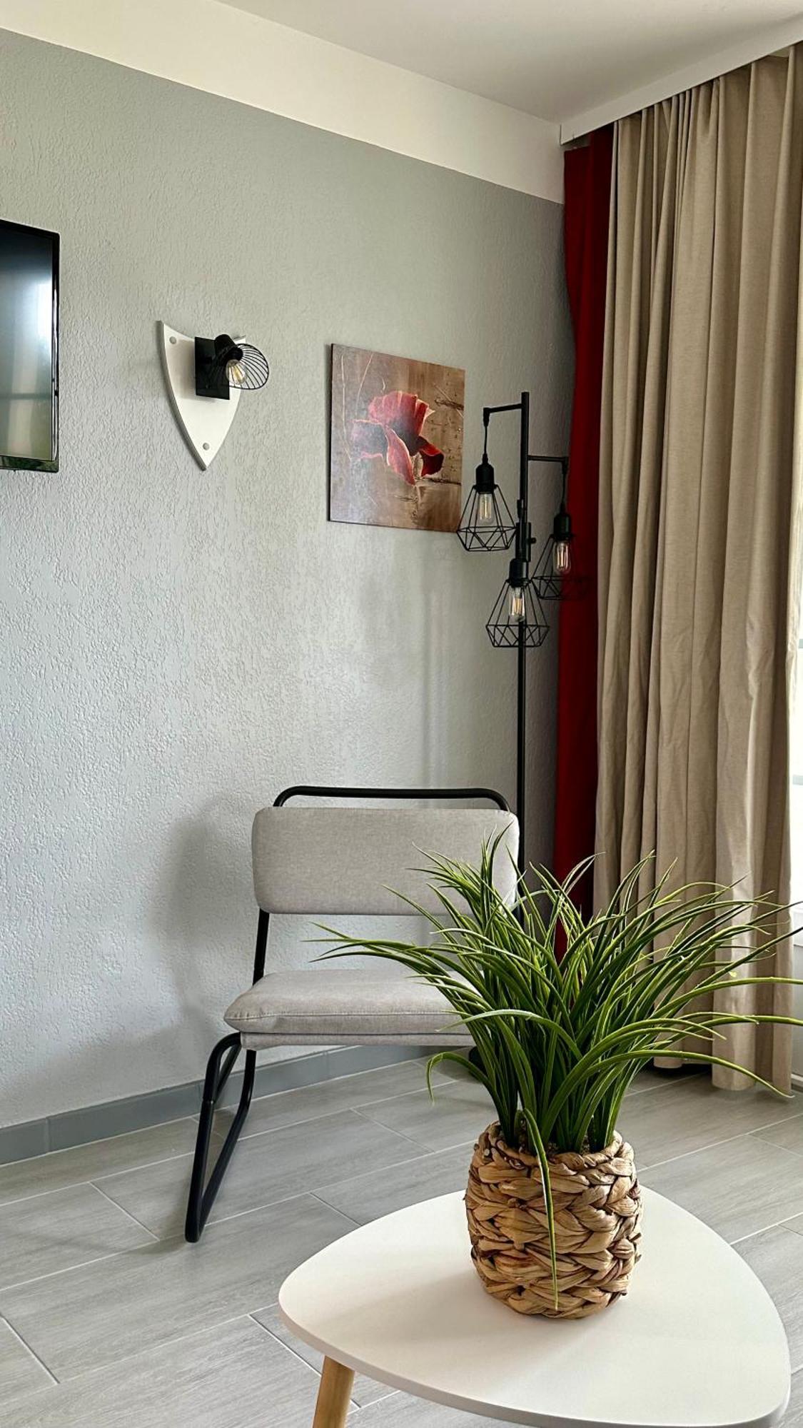 Appartement En Residence Pierre Et Vacance Au Golf Biscarrosse Εξωτερικό φωτογραφία